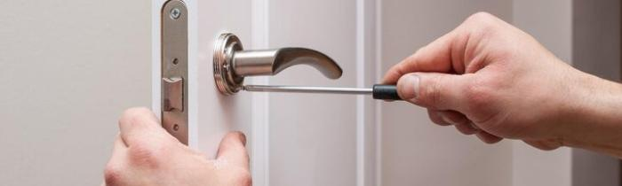 How to Replace a Door Handle Without Professional Help
